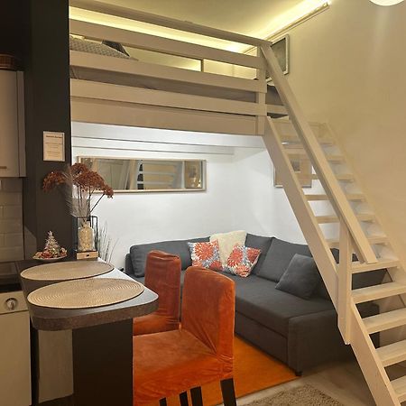 Castlehill Apartman The Perfect Blend Of Urban Living And Sightseeing Convenience Βουδαπέστη Εξωτερικό φωτογραφία