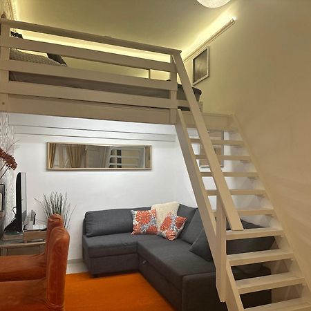 Castlehill Apartman The Perfect Blend Of Urban Living And Sightseeing Convenience Βουδαπέστη Εξωτερικό φωτογραφία